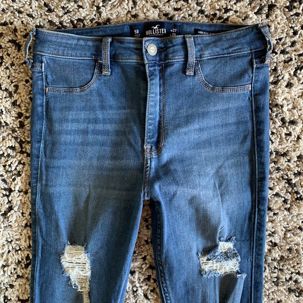 Hollister Women’s High Rise Distressed Jean Jegging Advanced Stretch Size 27